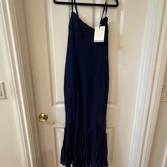 Reformation Aiko Dress NWT - Picture 4 of 4